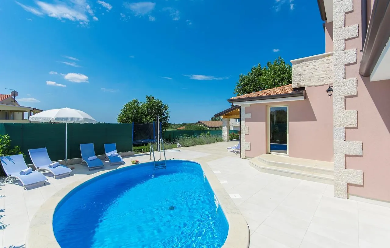 Villa Contessa Porec 0*,  Croatia